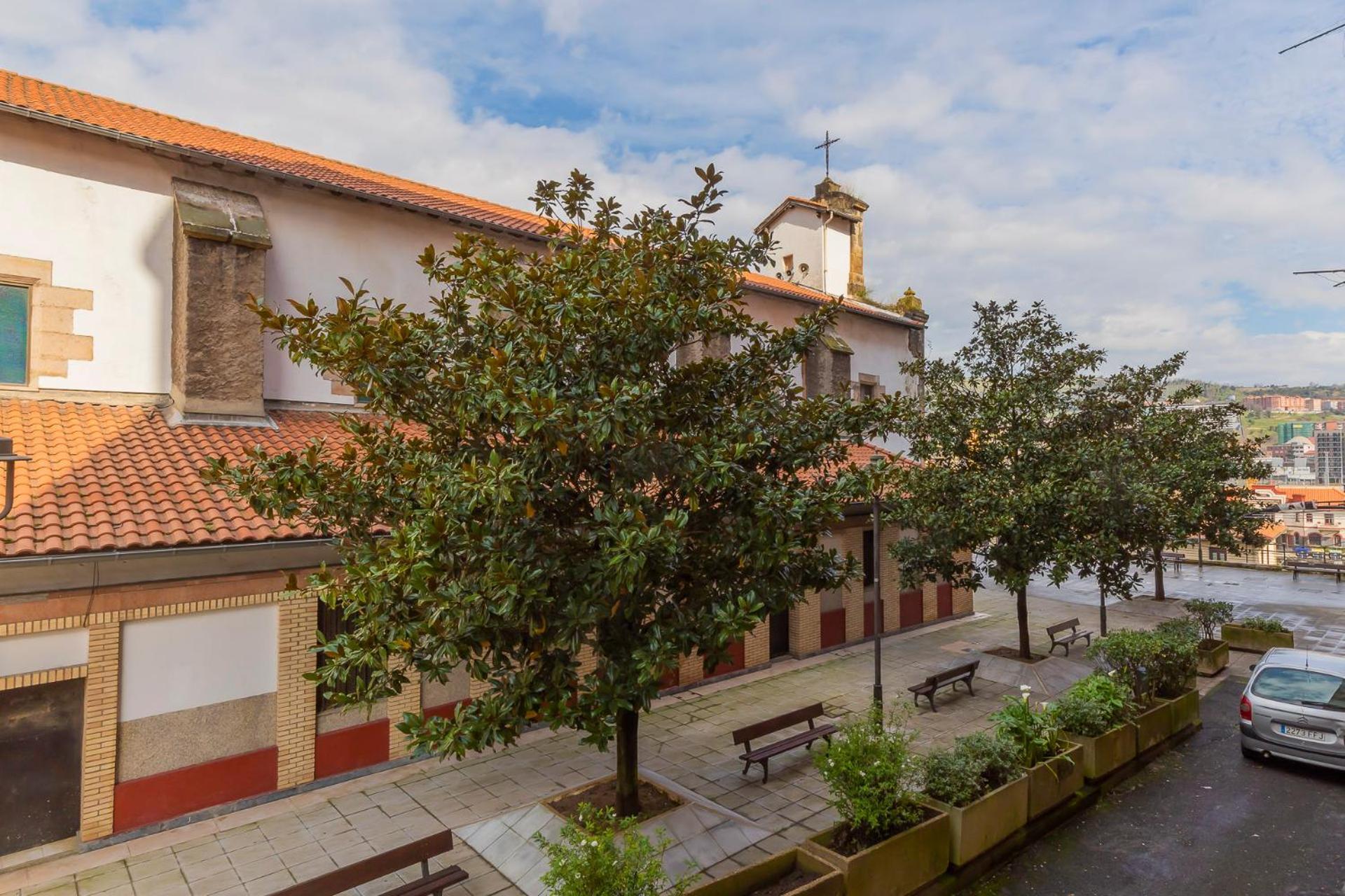 Akomodat En Apartamento Luminoso Junto Al Paseo De La Ria Bilbao Bagian luar foto